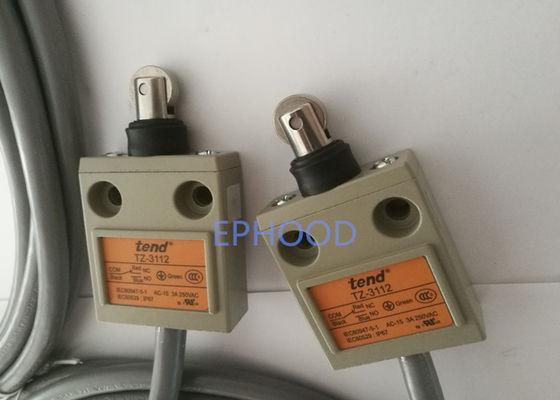 Il piccolo tipo impermeabile commutatore della colonna rotonda di limite tende la TZ -3112 con 3 metri di cavo